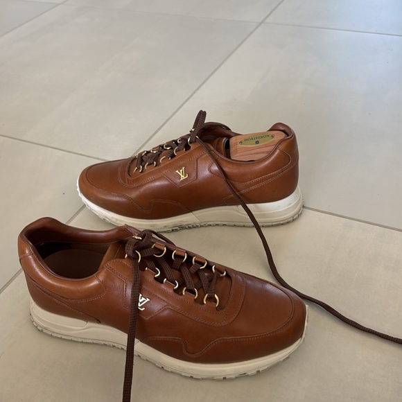 7 1/2 LV size. Worn only a couple of times 
Great shape. No box - Picture 2 of 4